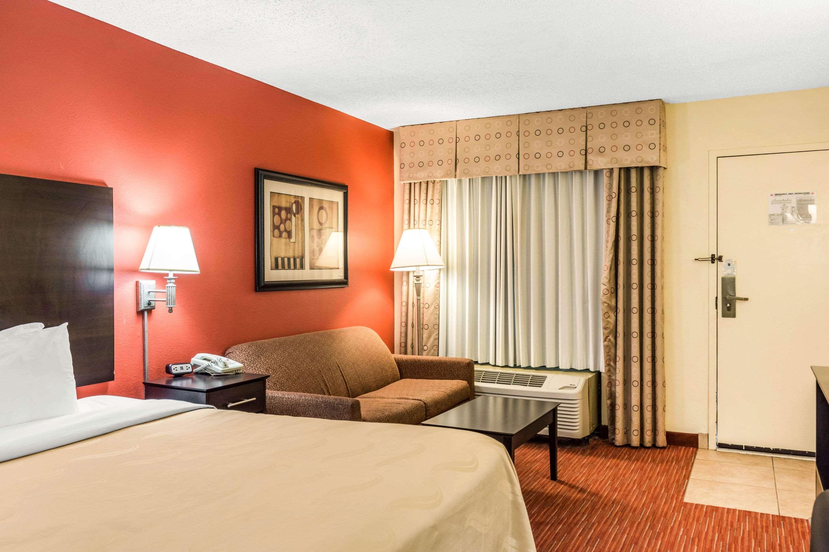 Quality Inn Άλμπανι Εξωτερικό φωτογραφία