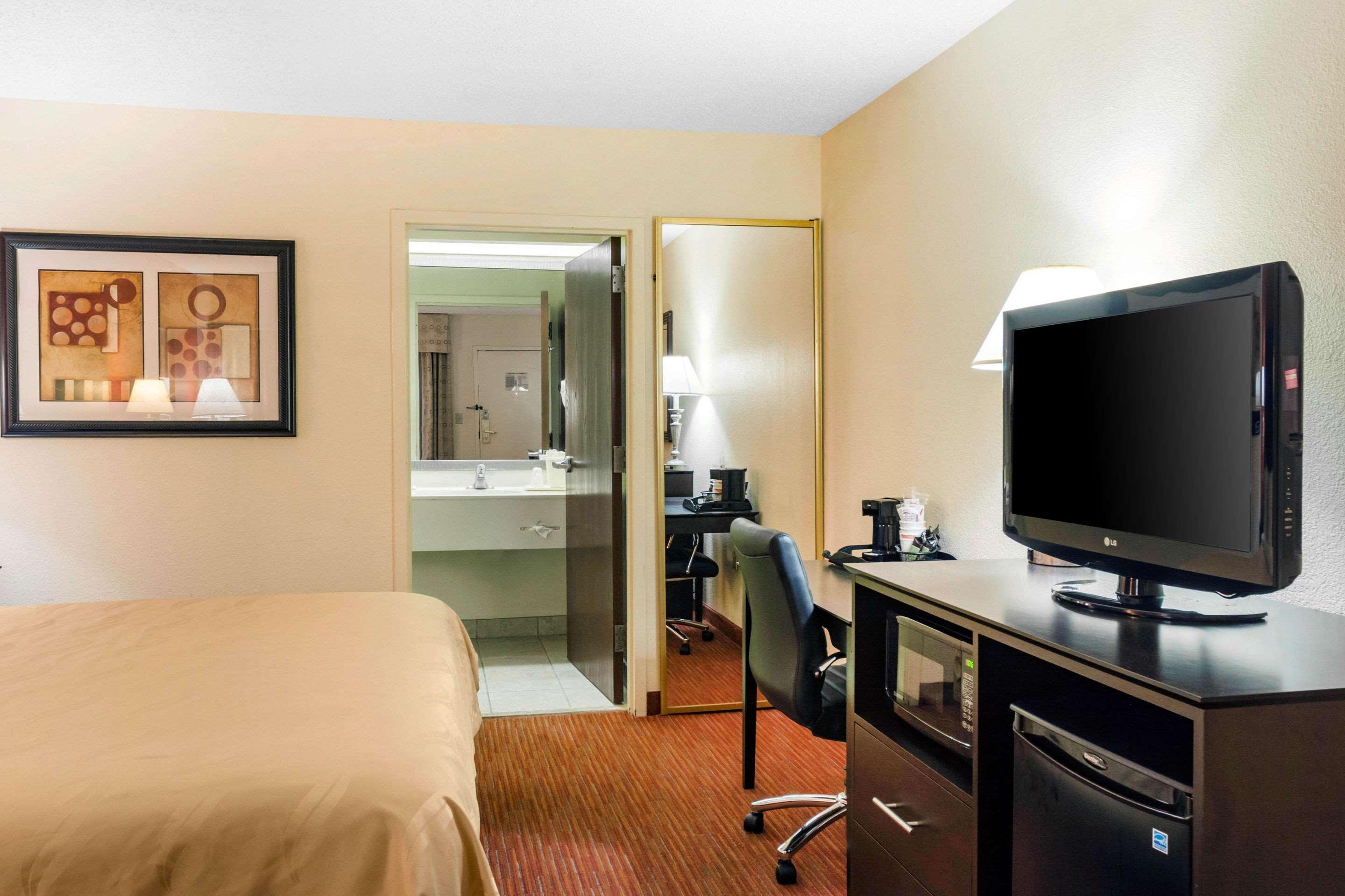 Quality Inn Άλμπανι Εξωτερικό φωτογραφία