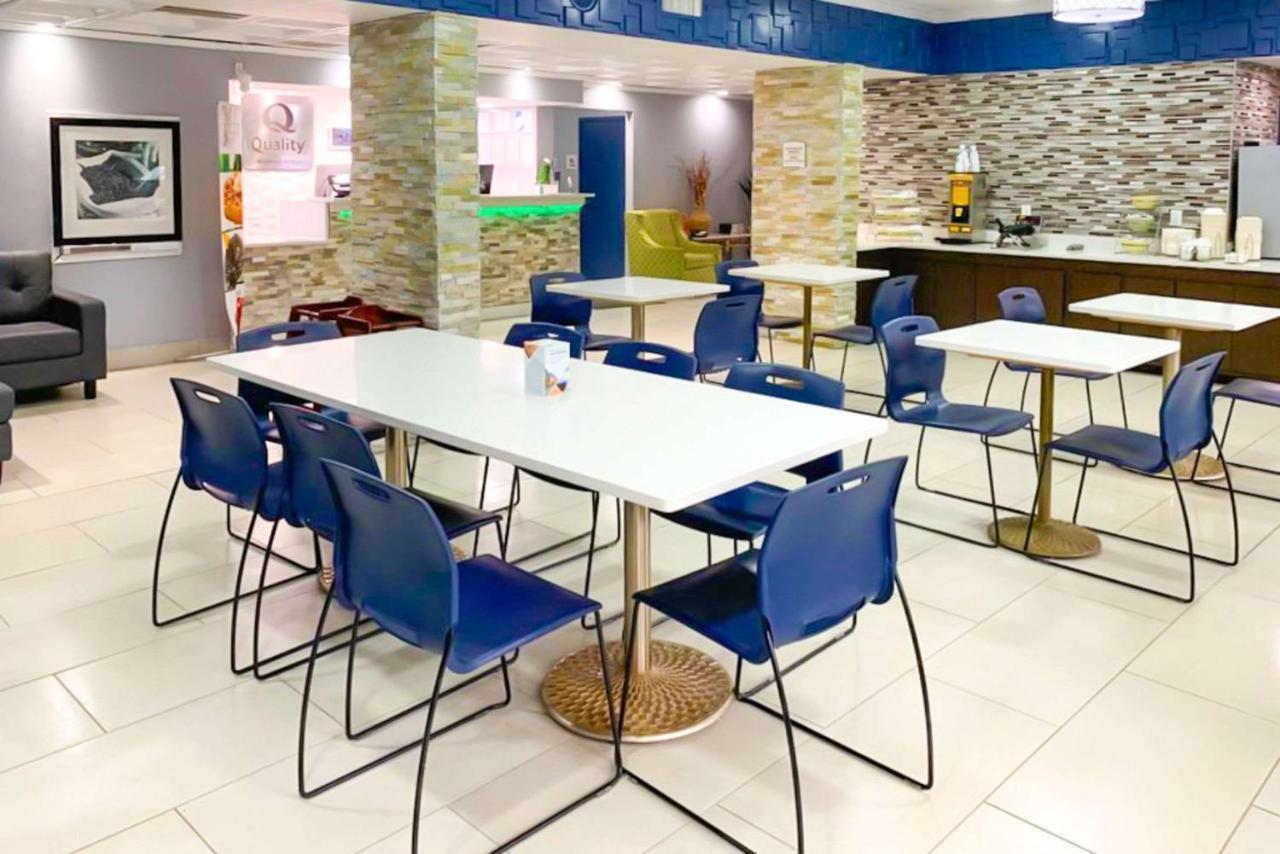 Quality Inn Άλμπανι Εξωτερικό φωτογραφία